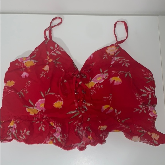 Tops - red flower crop top